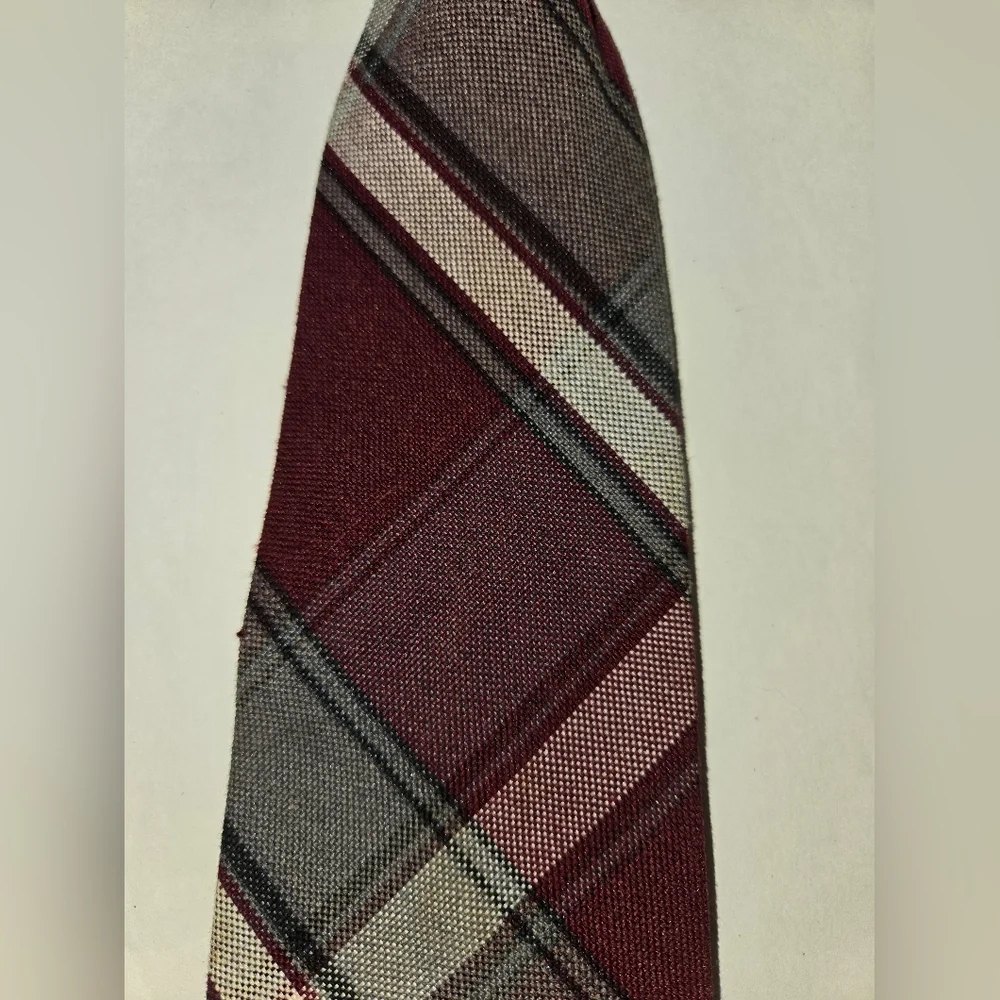 Cookie's Boy's Burgundy and Gray Plaid Pre-Tied Tie